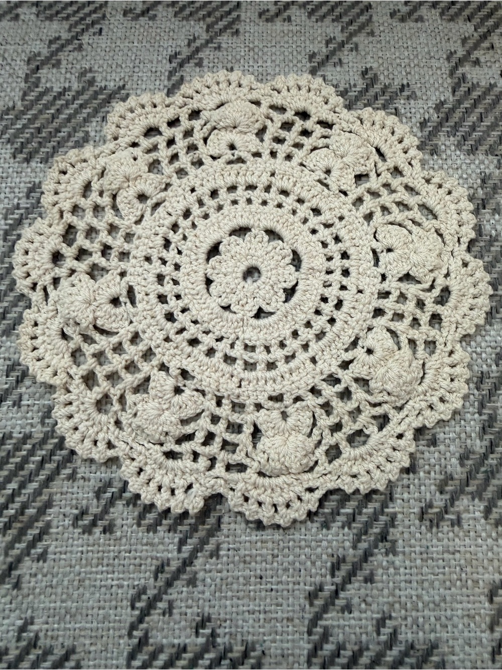 Vintage Cream Crochet Doily 6.5” 🕊️ Cottagecore Grandmacore Coquette
